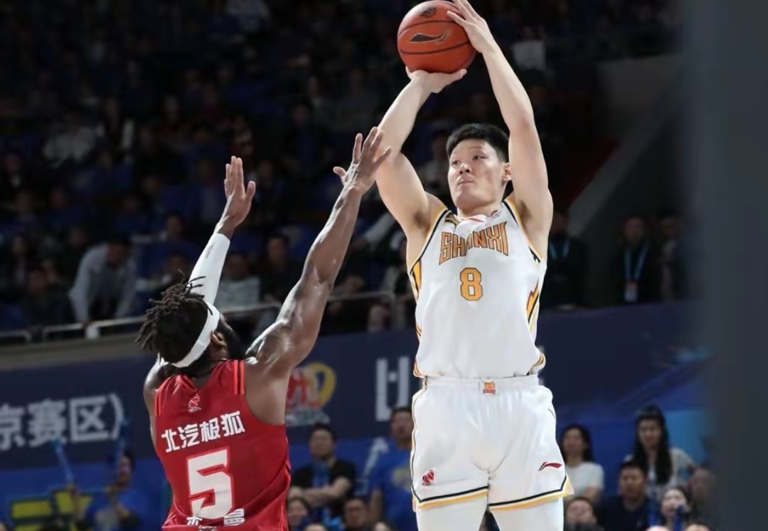 九游体育APP包含集结日北京首钢备战NBA常规赛；绝杀压哨细节曝光；震撼外界；训练强度明显提升的词条